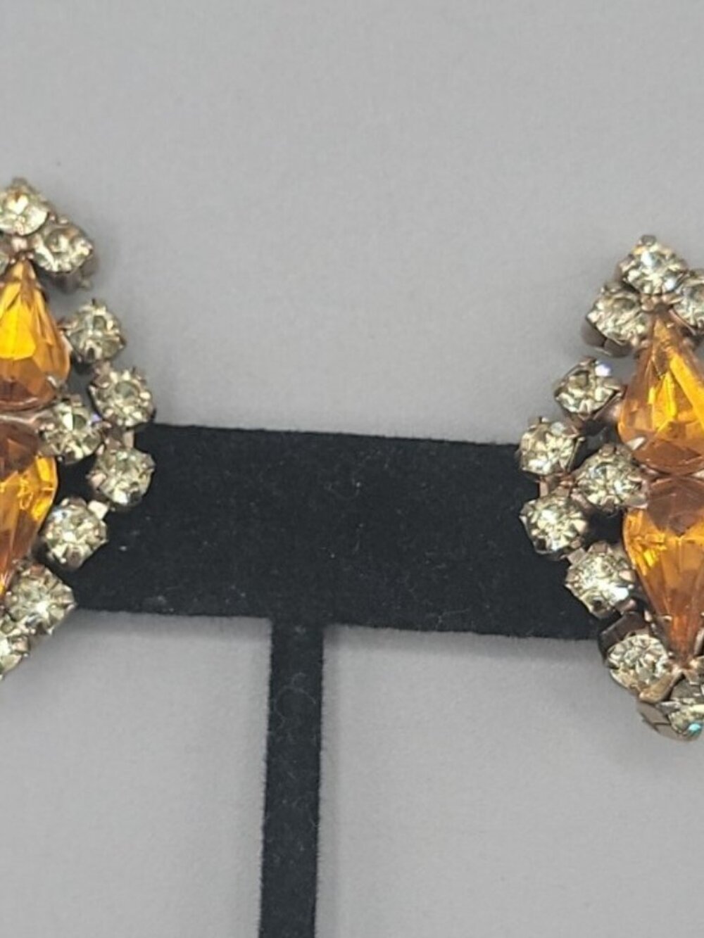 Vintage Clip-On Earrings Amber Gold Rhinestone Diamond Shaped Huge Sparkle - Picture 11 of 12